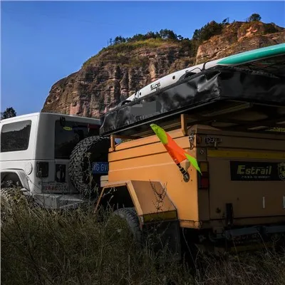 Cluiche Campáil Phuball Gluaisteán